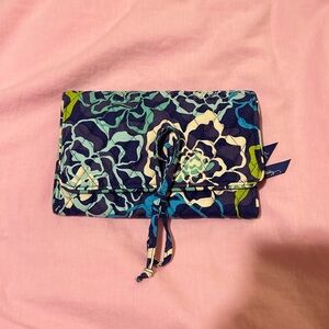 Vera Bradley All Wrapped Up Travel Jewelry Organizer Katrina Blues